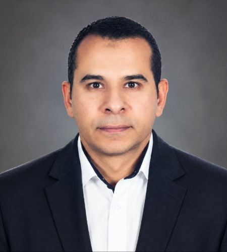 dr. Mohammed Elhousiny