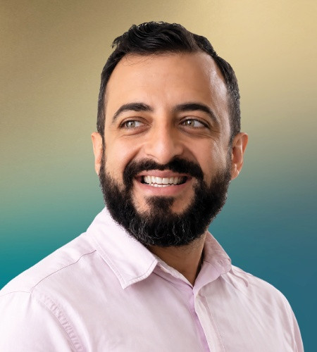 Dr. Mo Hezwani